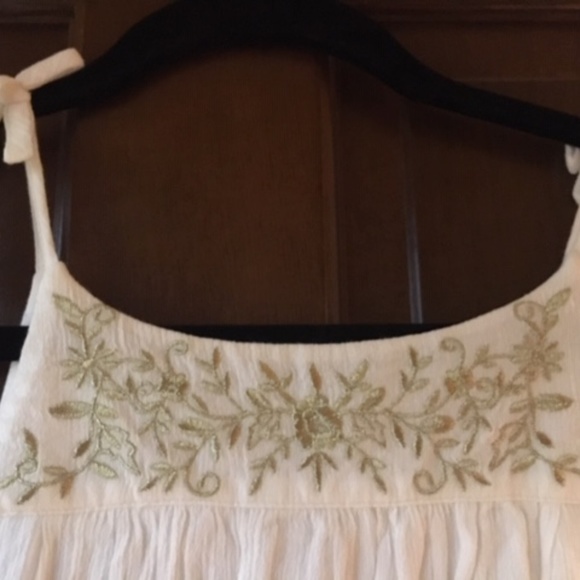 Girls White Dress - Gap Kids size 10 Regular large - Picture 6 of 7